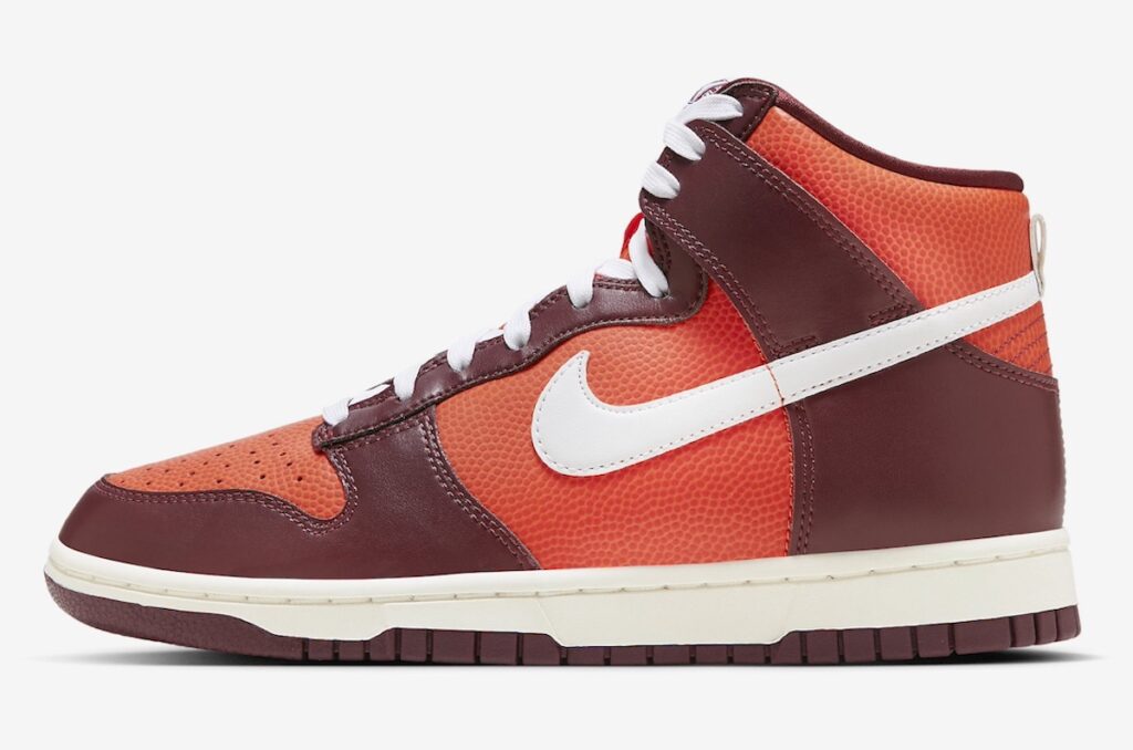 Nike Dunk High Be True To Her School